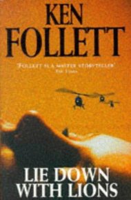 Обложка книги Лёжа со львами